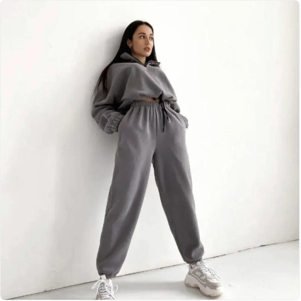 Women’s Sporty Zipper Suit