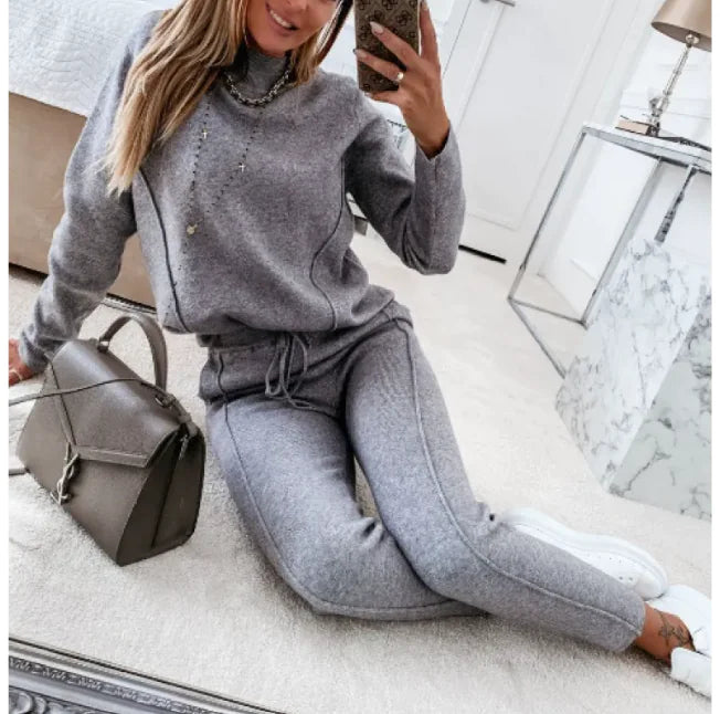 Elegant sports sweater and pants set