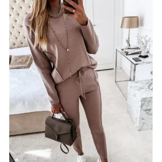 Elegant sports sweater and pants set