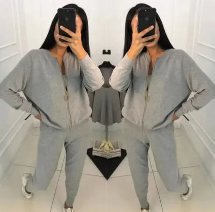 Three-piece Stylish Sports Suit