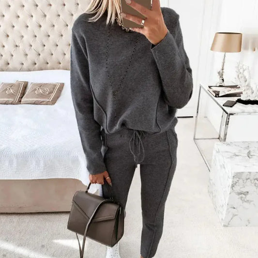 Elegant sports sweater and pants set